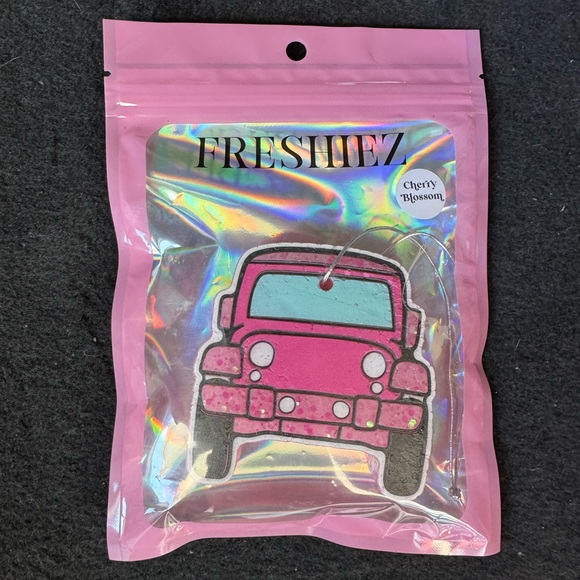 Pink Jeep -car‎ freshies - Picture 2 of 2